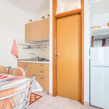 With Parking Spaces Arbanija, Ciovo - 7543 Apartament