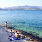 Apartamento With Parking Spaces Arbanija, Ciovo - 7543 Trogir