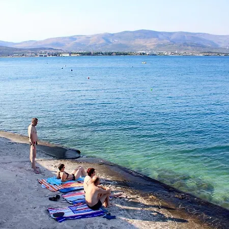 Apartament With Parking Spaces Arbanija, Ciovo - 7543 Trogir