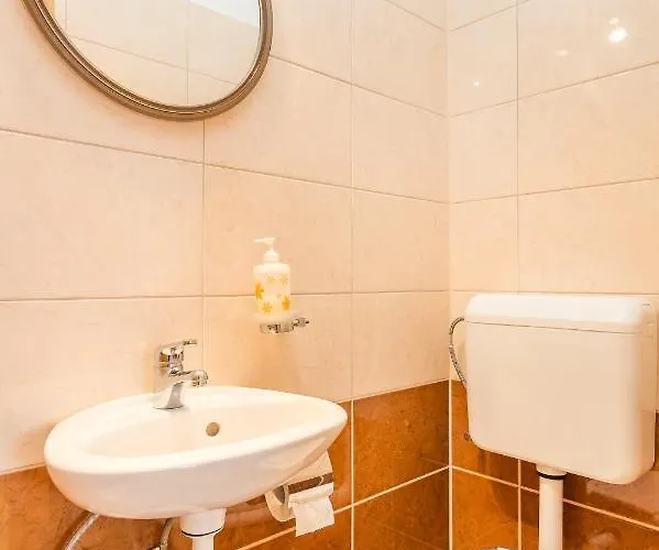 With Parking Spaces Arbanija, Ciovo - 7543 Трогир