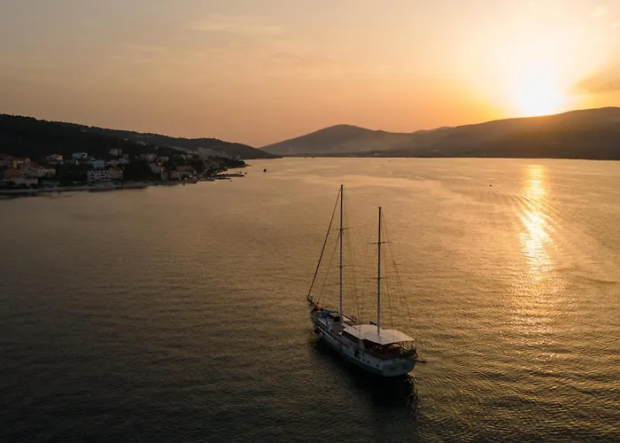 Апартаменты With Parking Spaces Arbanija, Ciovo - 7543